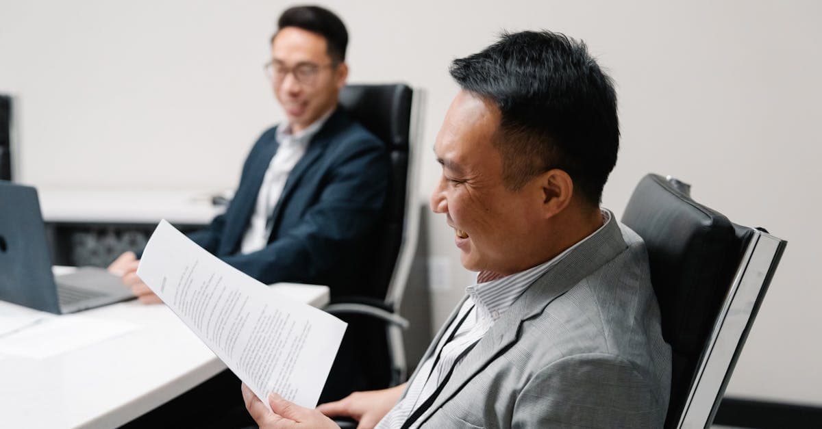 Cover Image for Coverage Limits for Auto Insurance: How Much Is Enough?